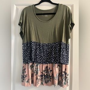 Latched Mama Tiered Flowy Nursing Top- Medium